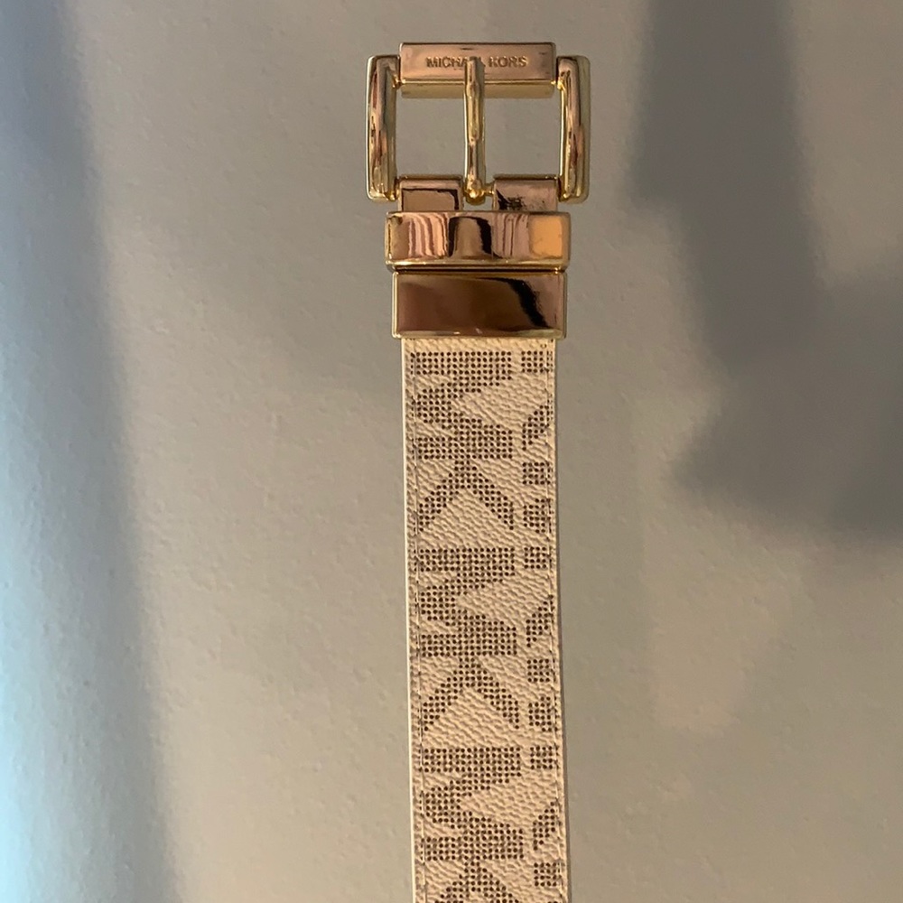 NEW authentic reversible Michael Kors belt